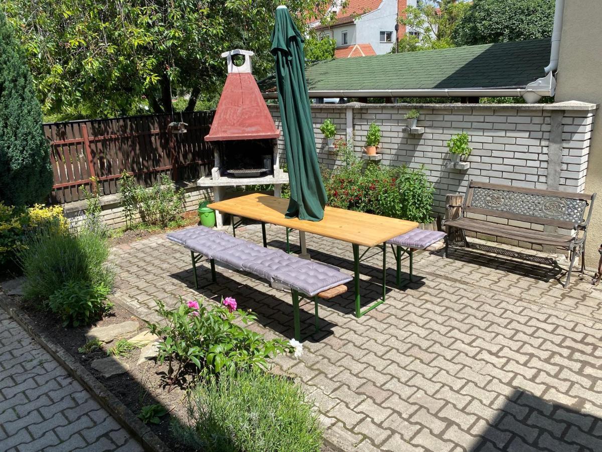 Szomszed Haz * Keszthely